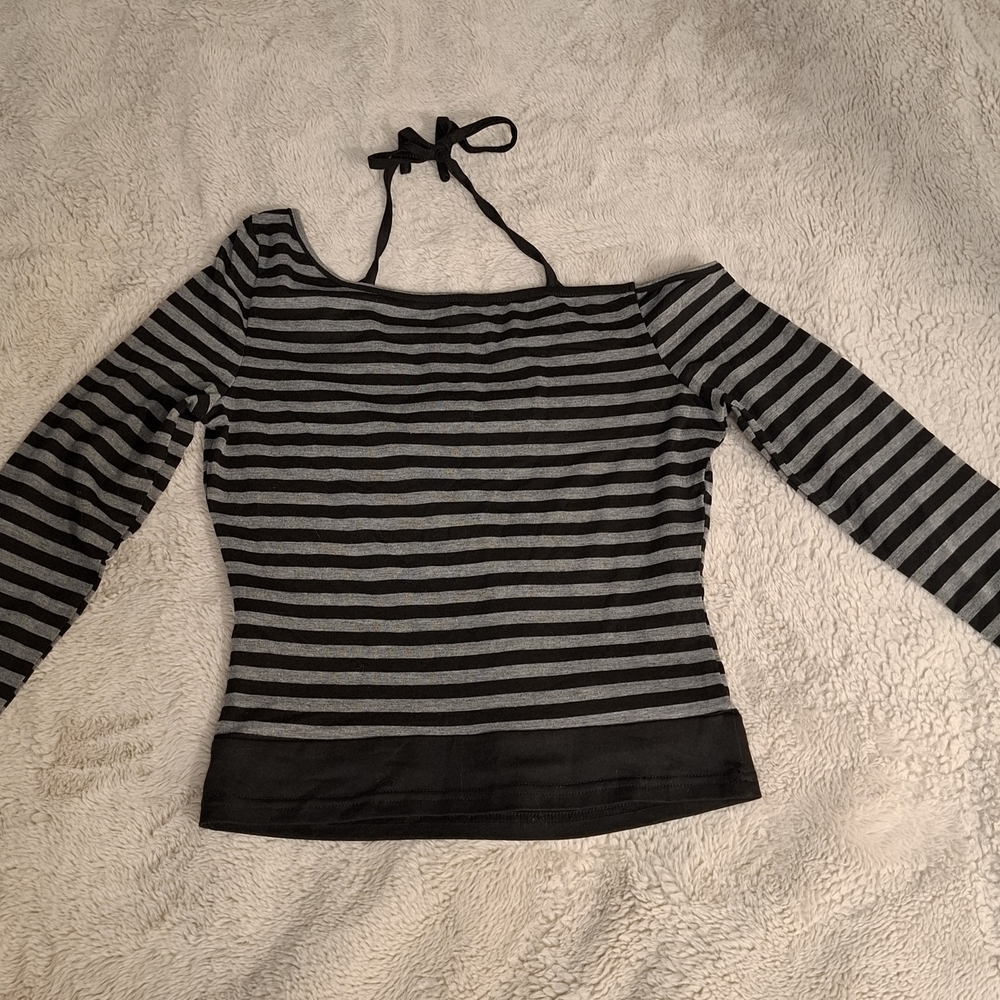 ROMWE Black and Gray Striped Long Sleeve Top